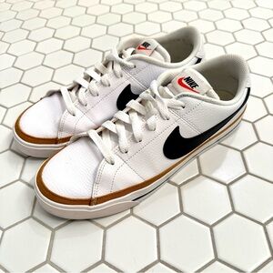 🌿 NIKE Court Legacy Sneakers